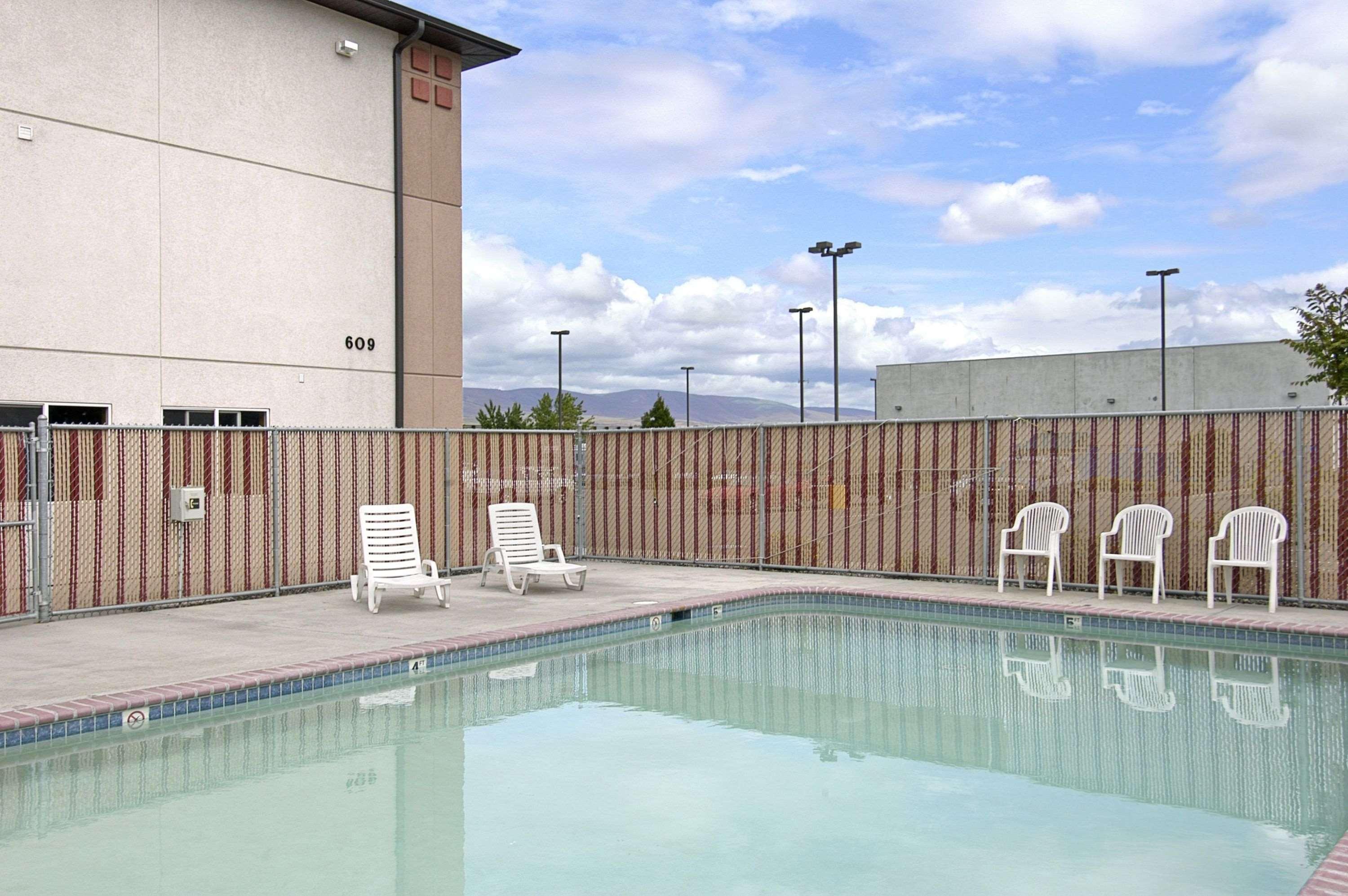 Super 8 By Wyndham The Dalles Or Exterior photo