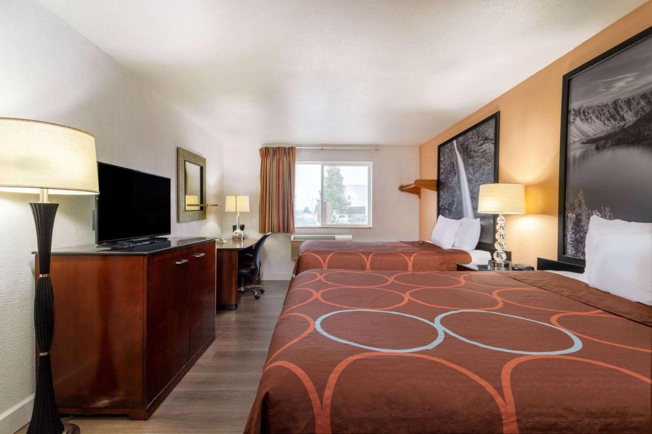 Super 8 By Wyndham The Dalles Or Exterior photo