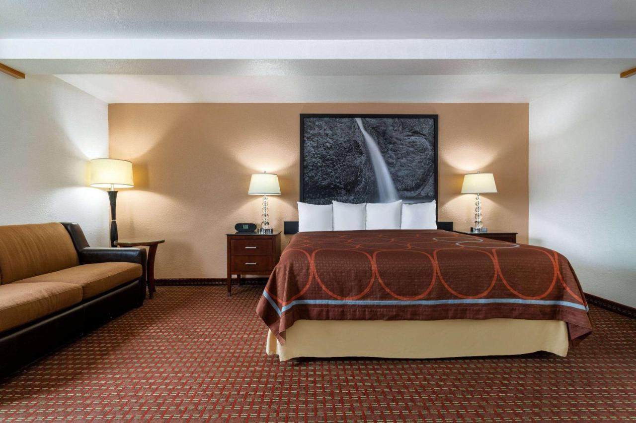 Super 8 By Wyndham The Dalles Or Exterior photo