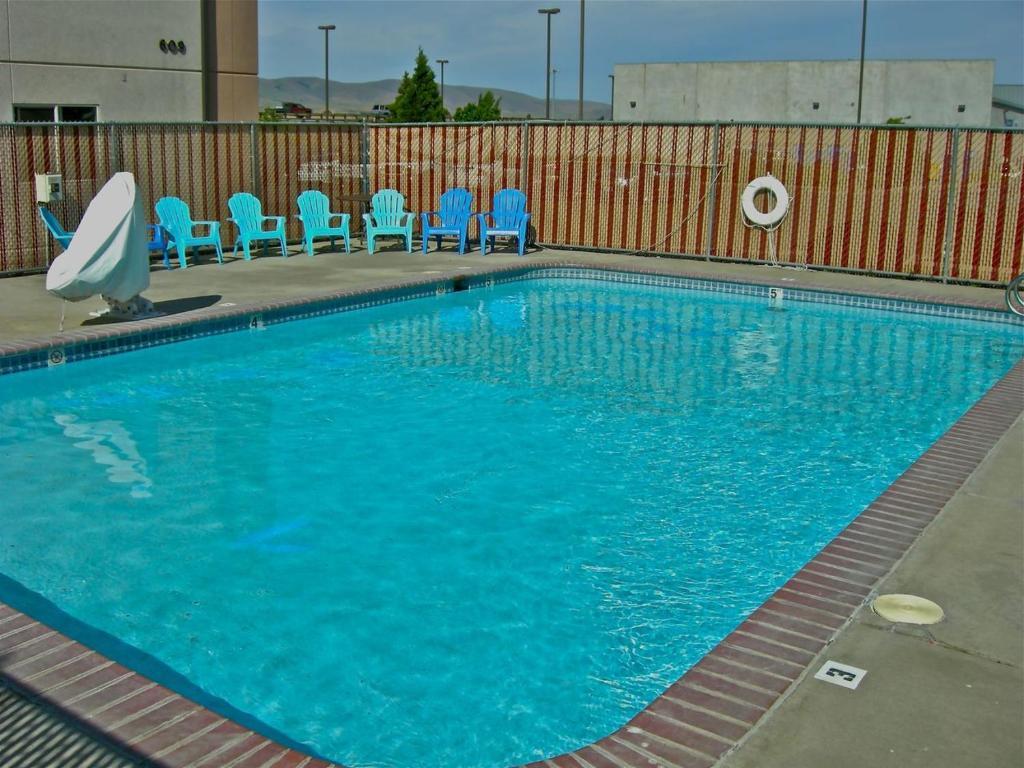 Super 8 By Wyndham The Dalles Or Exterior photo