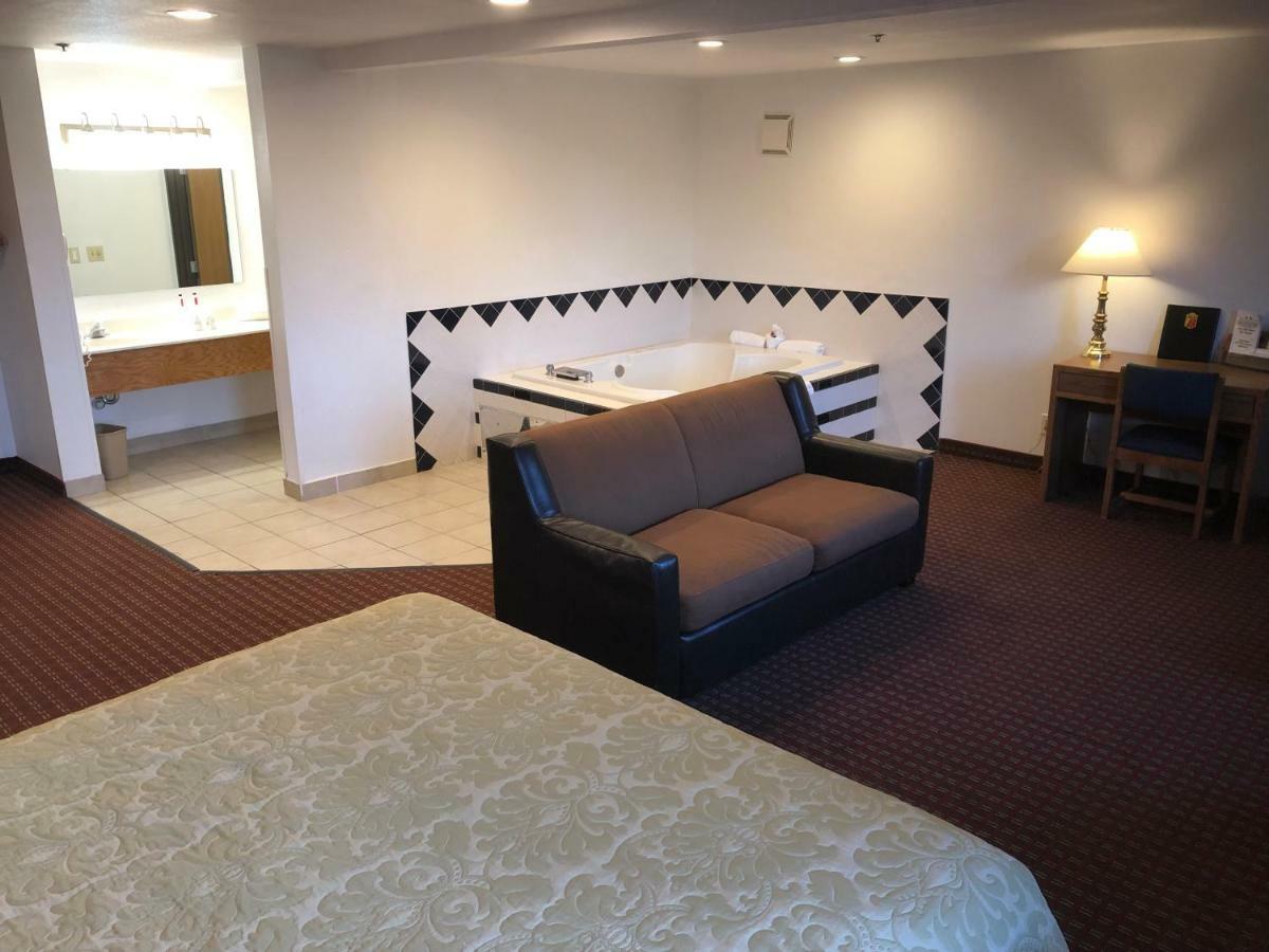 Super 8 By Wyndham The Dalles Or Exterior photo