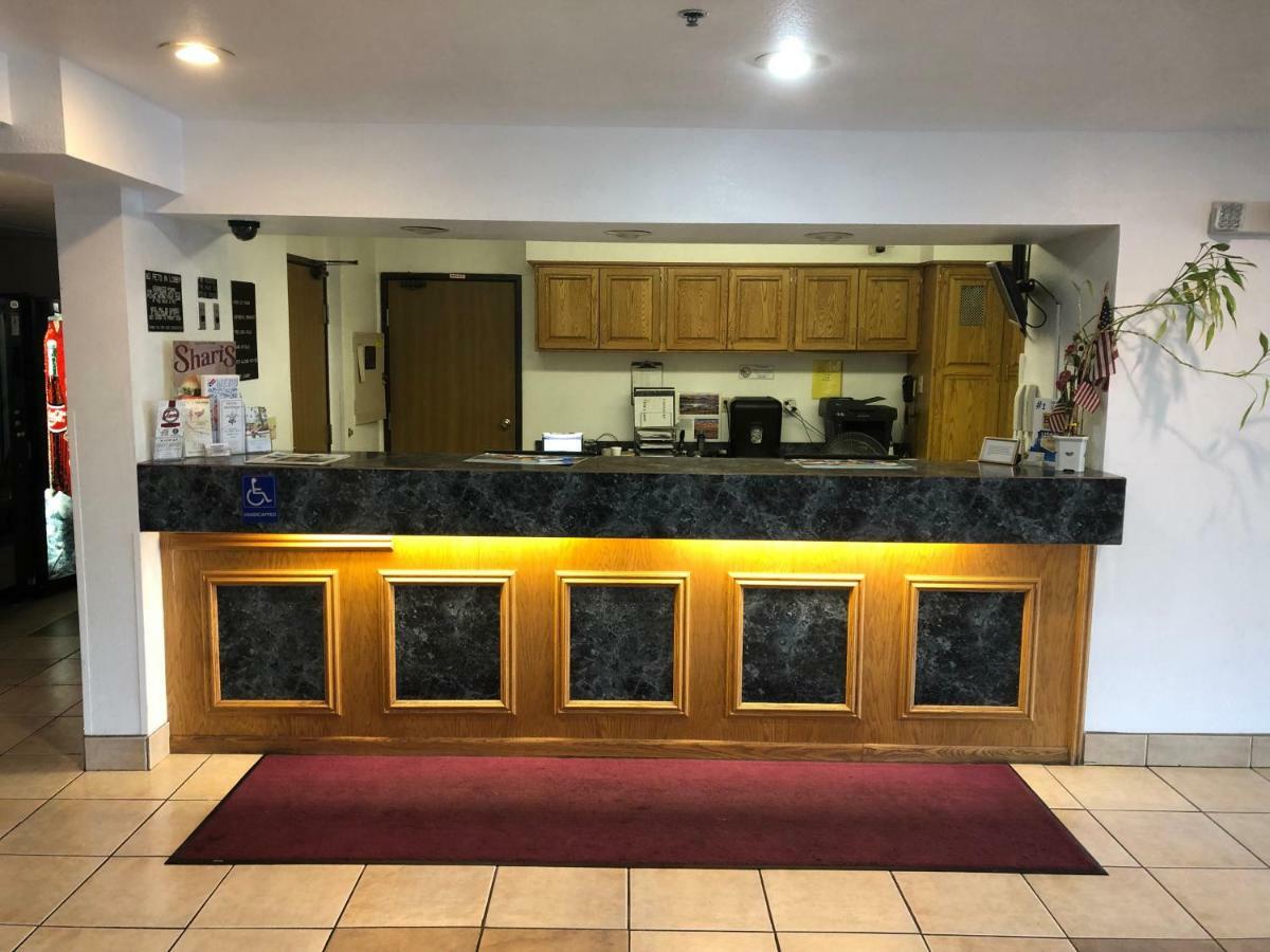 Super 8 By Wyndham The Dalles Or Exterior photo